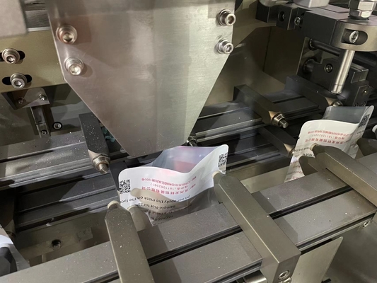 Maszyna do produkcji non-woven Mask High Speed ​​Komputer ekran dotykowy
