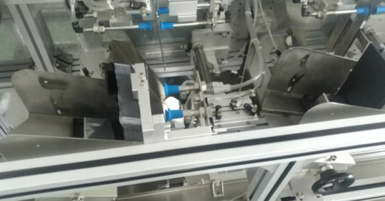 1.2KW Maszyna do pakowania w maskę do twarzy 0.6MPA Automatyczna włóknina