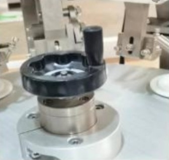 Losowanie krem kosmetyczny Elektryczny Aluminium Plastic Soft Tube Półautomatyczna maszyna do wypełniania i uszczelniania