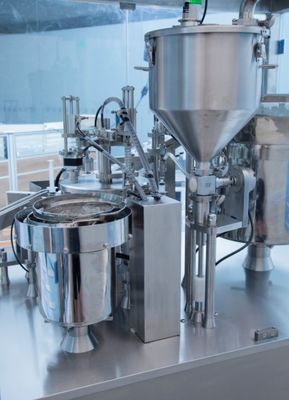 Automatyczna maszyna do napełniania strzykawek 220V 380V Certyfikowana CE