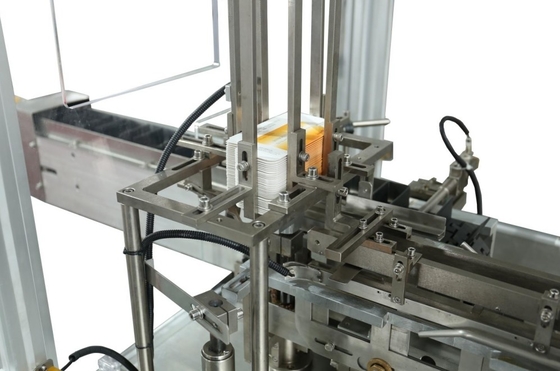 Farmaceutyczne Tabletki Kapsułki Softgel Blister Vertical Automatic Cartoning Machine