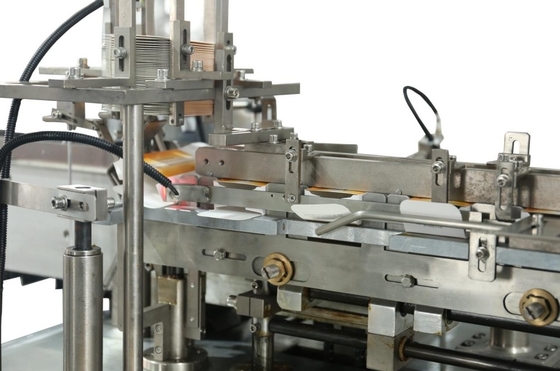 Farmaceutyczne Tabletki Kapsułki Softgel Blister Vertical Automatic Cartoning Machine