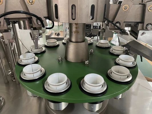 Maszyna do wypełniania rurki i uszczelniania produktów dla zwierząt domowych