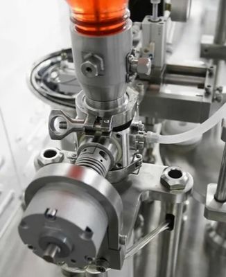 Maszyna do napełniania ampułkowanych strzykawek optymalizująca linię produkcyjną GMP / CE Standard