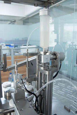 Maszyna do napełniania ampułkowanych strzykawek optymalizująca linię produkcyjną GMP / CE Standard