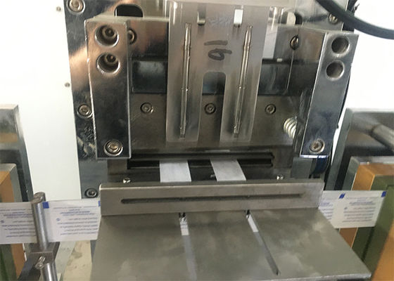 Maszyna do pakowania chusteczek nasączonych alkoholem w pełni automatyczna 2,8KW PLC