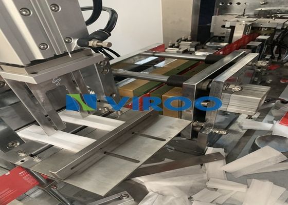 Pojedyncza maszyna do produkcji mokrych tkanek Składane chusteczki nawilżane 130 worków / min