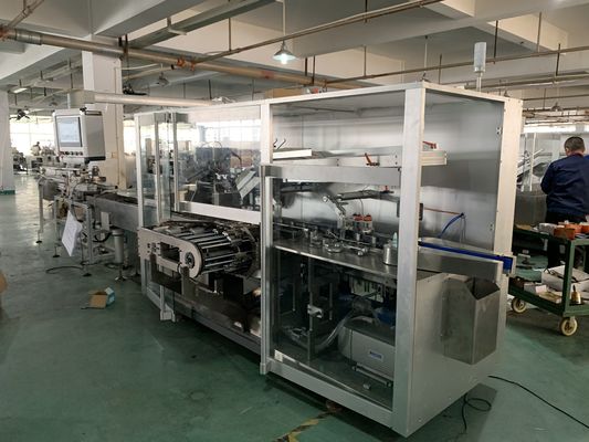 120 sztuk / min Farmaceutyczna maszyna do pakowania w kartony 4-krotna maszyna do pakowania w tuby
